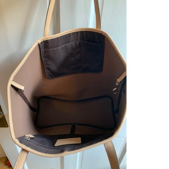 Authentic Coach Tote - Picture 4 of 7